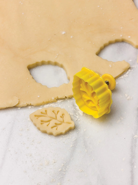 Fall Pie Crust Cutter Set – Autumn Pie Decorating Cutters for Thanksgiving Baking