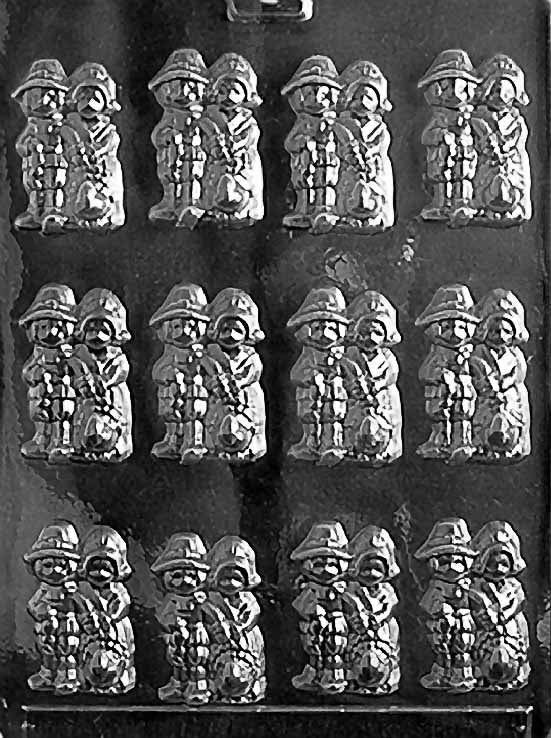 Pilgrim Couple Thanksgiving Chocolate Candy Mold – 12 Cavity