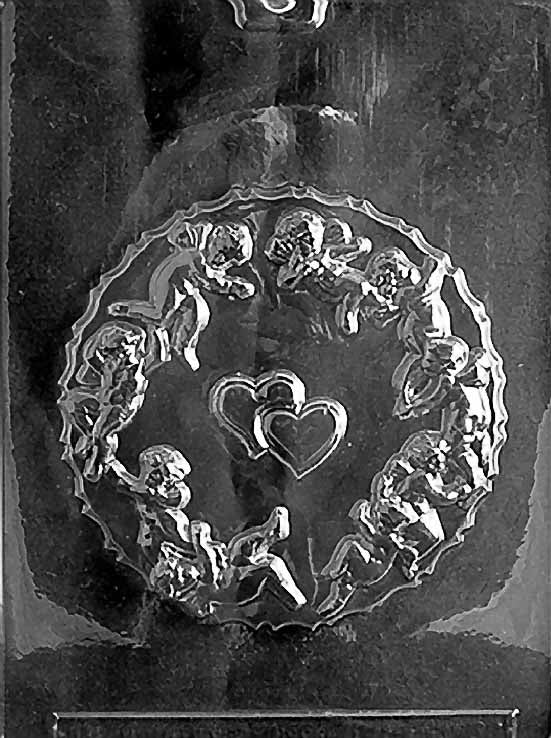 Life of the Party Round Pour Box W cupids-top Mold