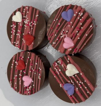 Edible Decorations Royal Icing Mini Hearts 1/2in 12-Count