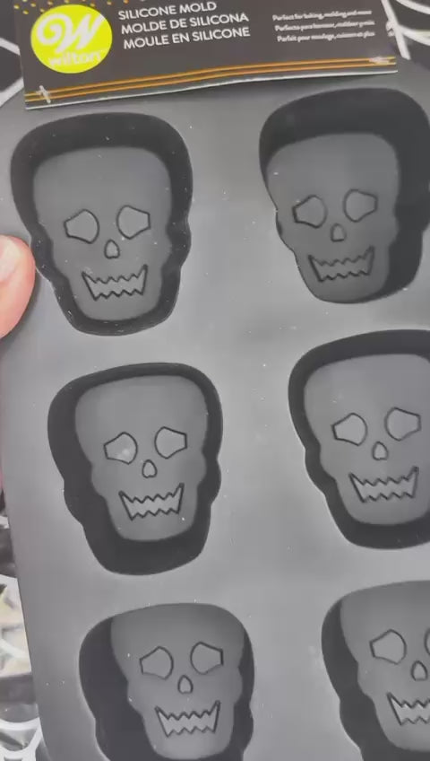Wilton Halloween Skull Silicone Mold 6 Cavity