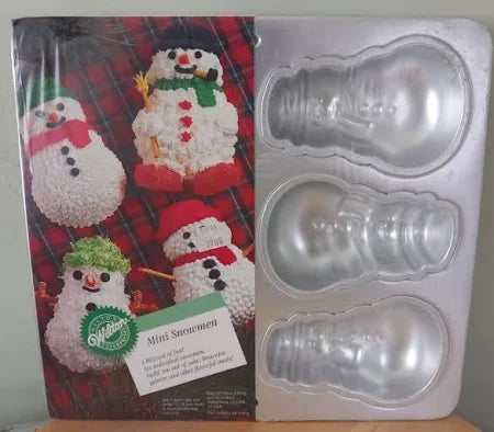 Retired Wilton Mini Snowman Cake Pan 6 Cavity