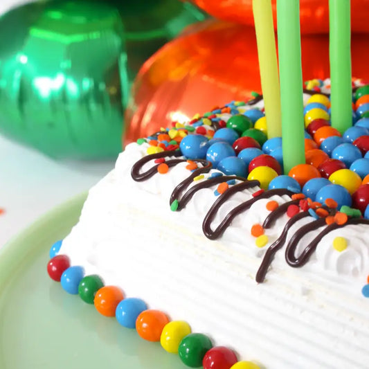 Blue Crispy Chocolate Candy Pearls – Cake & Cupcake Topping