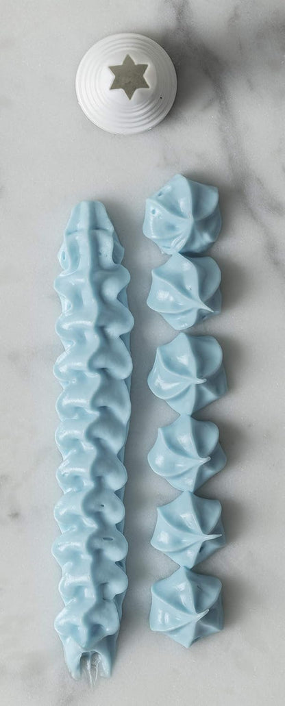 Decorating Bags With 3  Decorating Nozzles