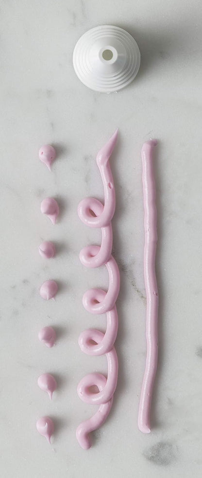 Decorating Bags With 3  Decorating Nozzles