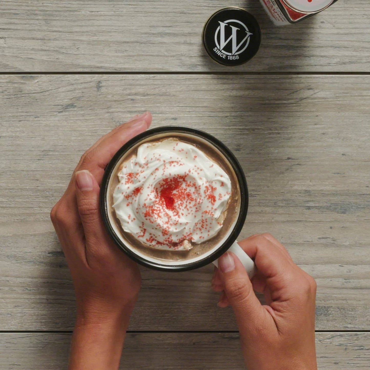 Red Decorating Sugar 4.7 oz