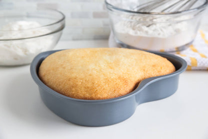 Heart Cake Pan, Non-Stick 8"