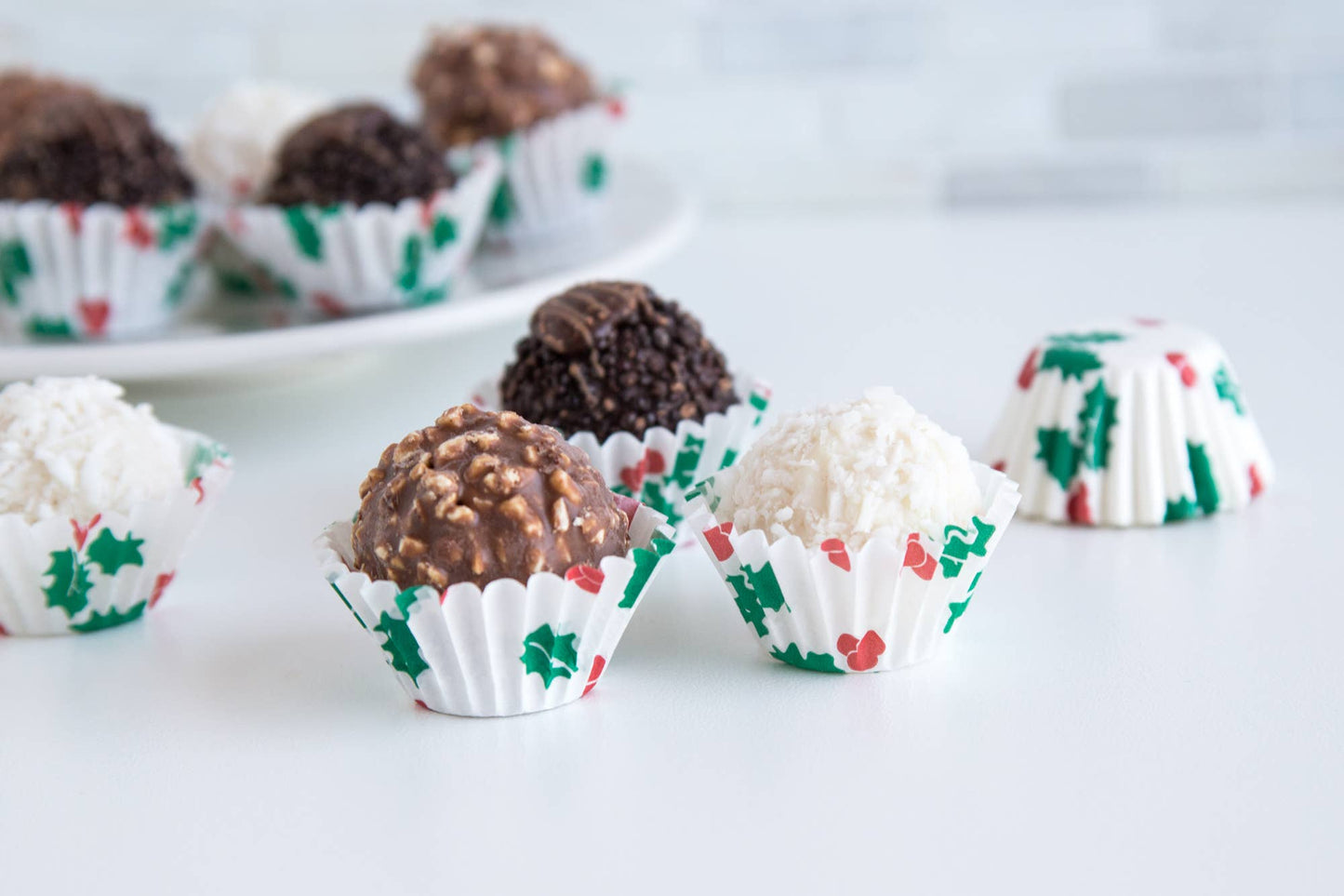 Fox Run Christmas Cupcake Liners, Set of 100, 1.5"