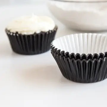 Cupcake Liners Standard Black Foil 32-Count