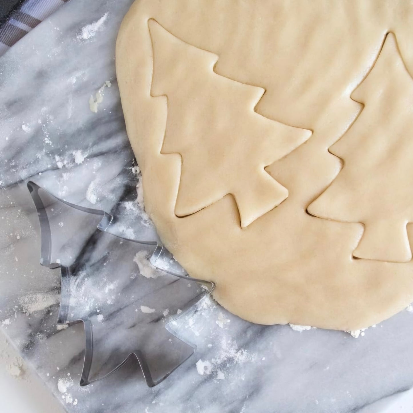 Fox Run Christmas Tree Cookie Cutter 5"