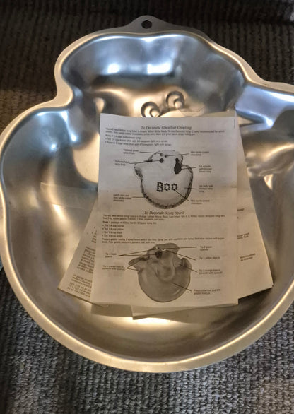 Wilton Spooky Ghost Aluminum Cake Pan – 2003 - # 2105-2090