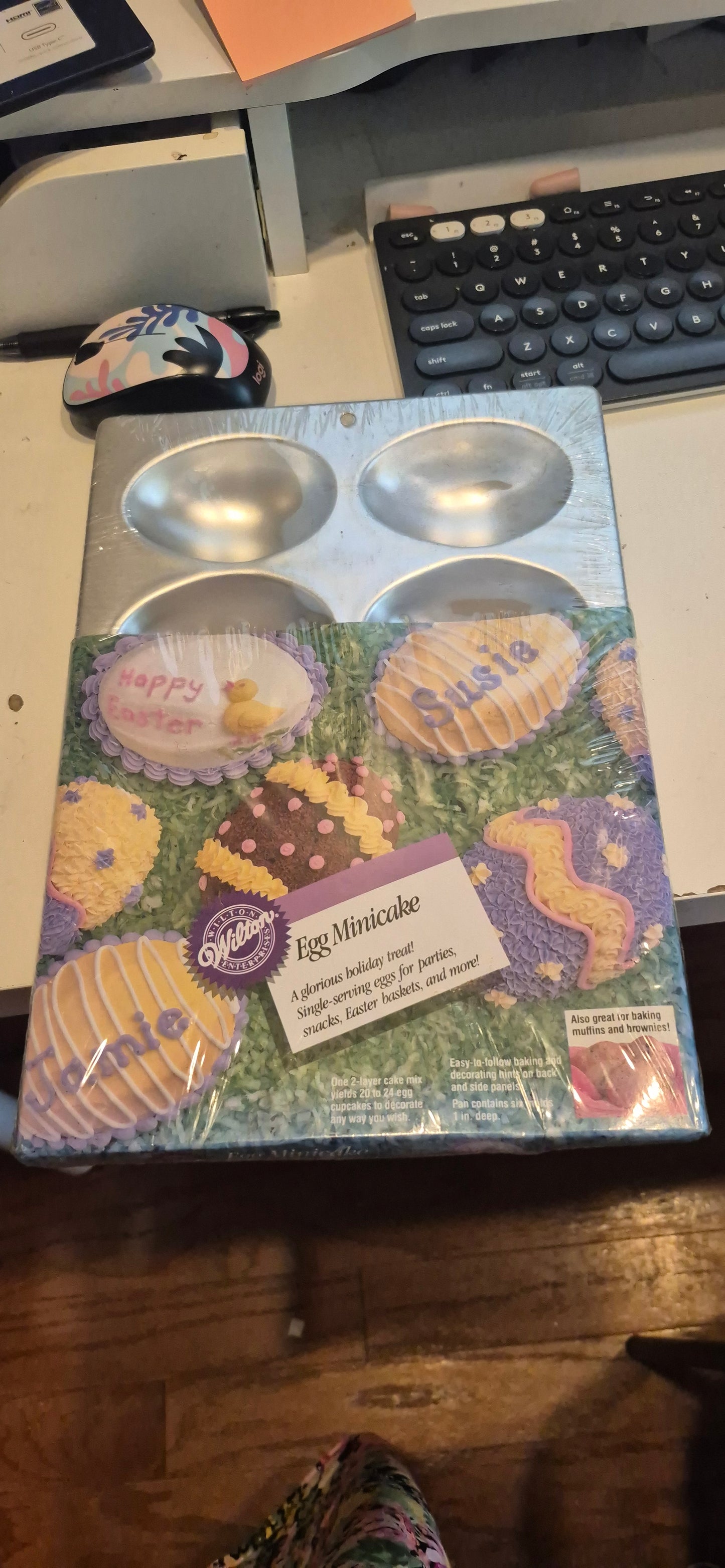 Wilton Egg Minicake Pan 2105-2118 | Aluminum Easter Egg Cake Pan New Vintage 1989