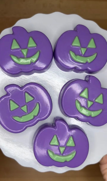 Jack-O-Lantern Pumpkin Oreo Cookie Chocolate Mold