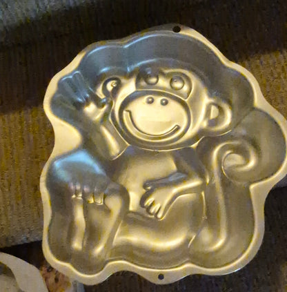Wilton Monkey Cake Pan (2008) – New, Character Pan #2105-1023 No Insert