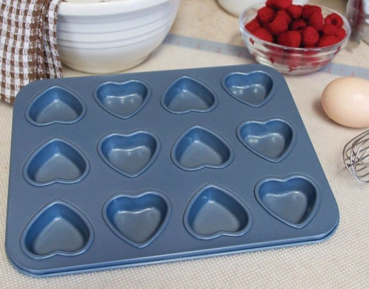 FOX RUN  Mini Heart Muffin Pan