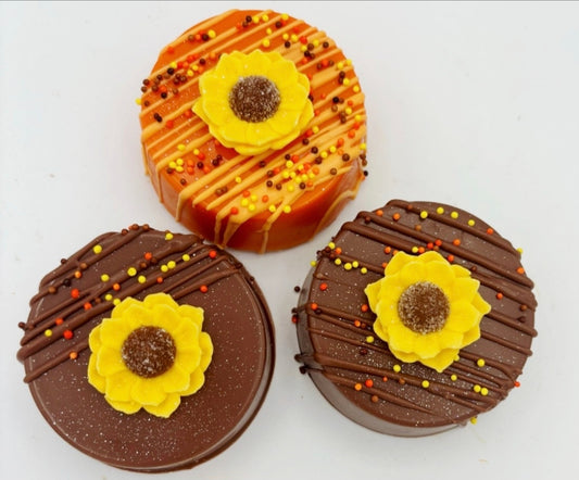 Edible  Decorations Small Sunflowers 5 Count